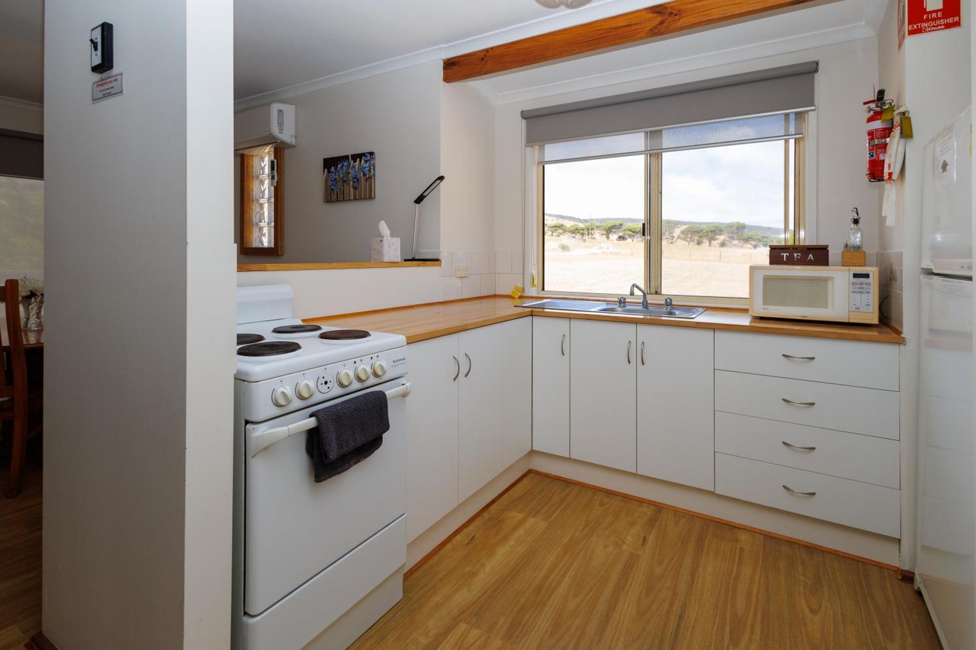 Big4 Cape Jervis Accommodation & Caravan Park Экстерьер фото
